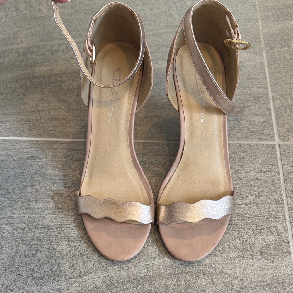 Women’s Metallic Pink Ankle-Strap Sandals
